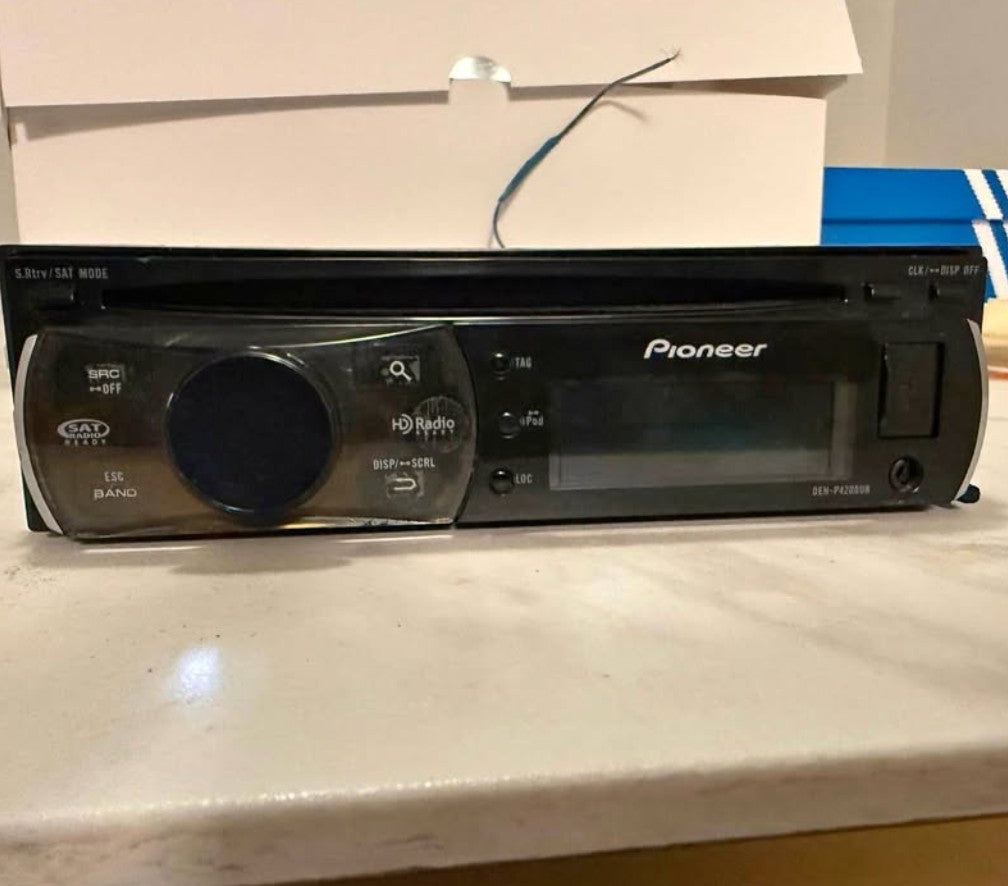 Pioneer DEH-P4200UB Radio